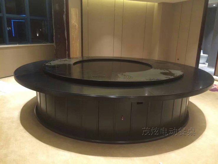 河南郑州大酒店实木电动餐桌